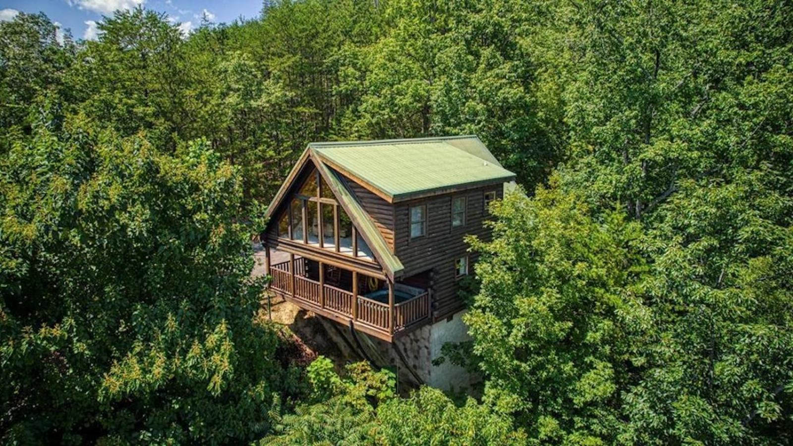 פיג'ן פורג' Smoky Paws - Exceptional Cabin, Stunning Mountain Views, Hot Tub, Tranquil, Gigabit Internet, Free L2 Ev מראה חיצוני תמונה